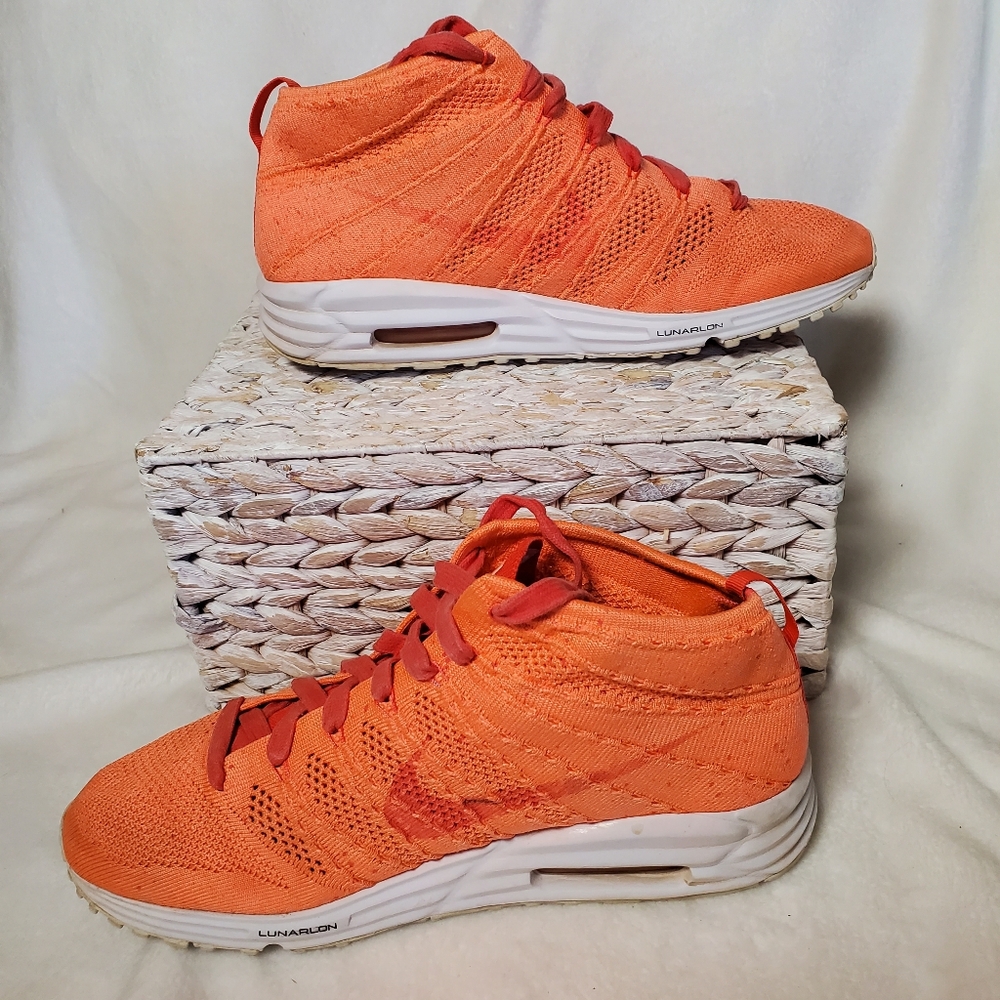 Nike  Flyknit Lunarlon Chukka Orange Activewear Lightweight Women's 10.5 Men 9